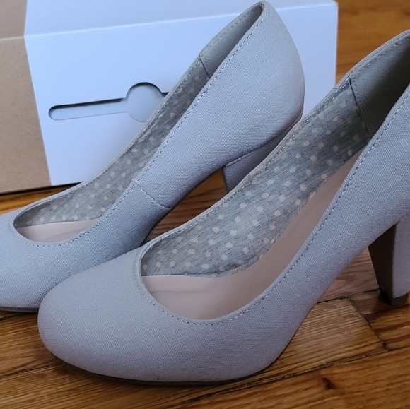 Call it Spring Heels - Picture 5 of 9